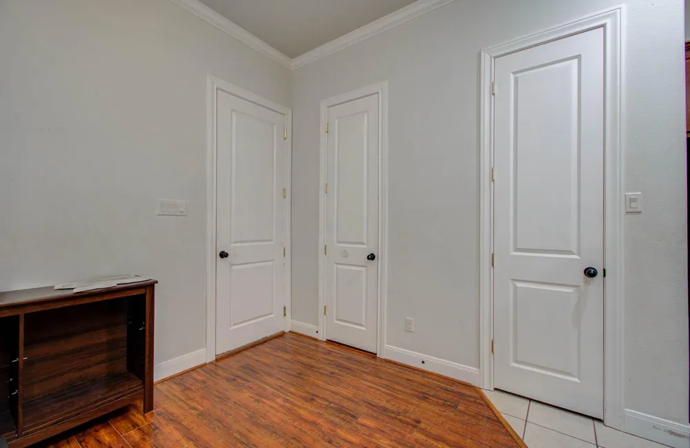 10205 Brooktree Drive Houston, TX 77043