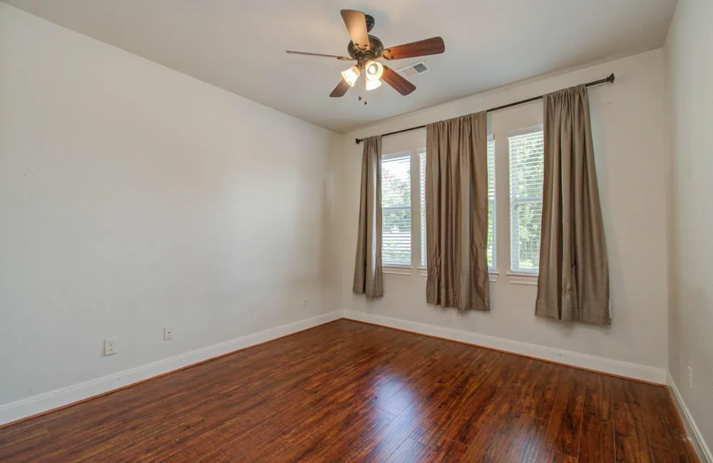 10205 Brooktree Drive Houston, TX 77043
