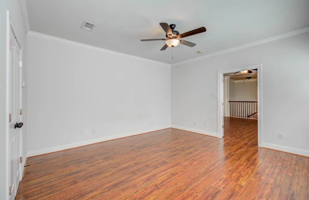 10205 Brooktree Drive Houston, TX 77043