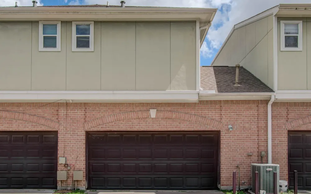 10205 Brooktree Drive Houston, TX 77043