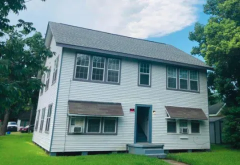 3205 Illinois St #1
