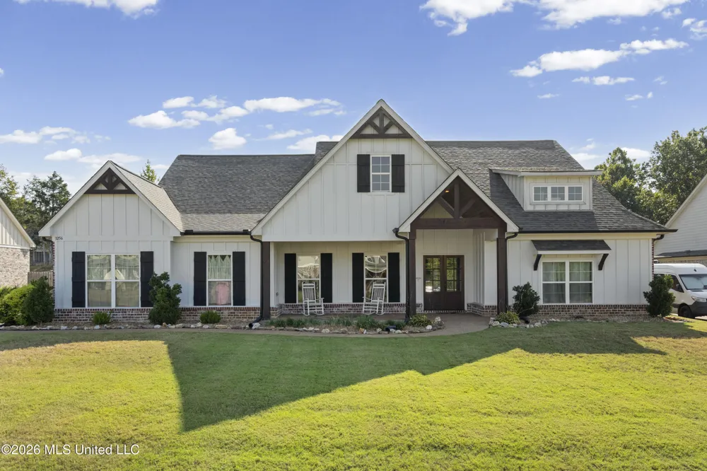 3256 Grayson Creek Drive Southaven, MS 38672