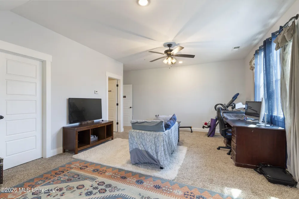 3256 Grayson Creek Drive Southaven, MS 38672