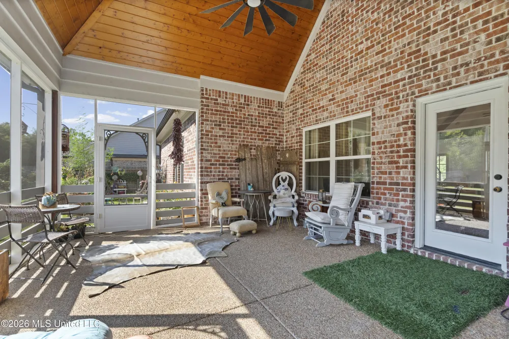 3256 Grayson Creek Drive Southaven, MS 38672