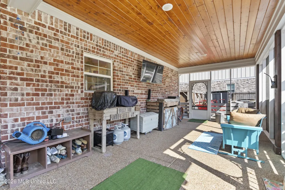 3256 Grayson Creek Drive Southaven, MS 38672