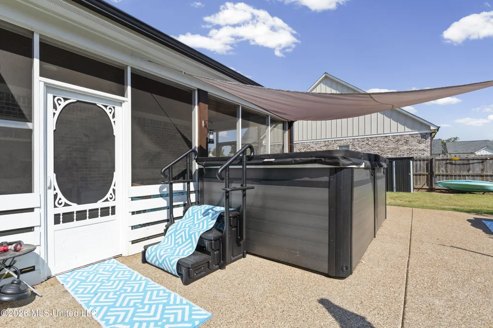 3256 Grayson Creek Drive Southaven, MS 38672
