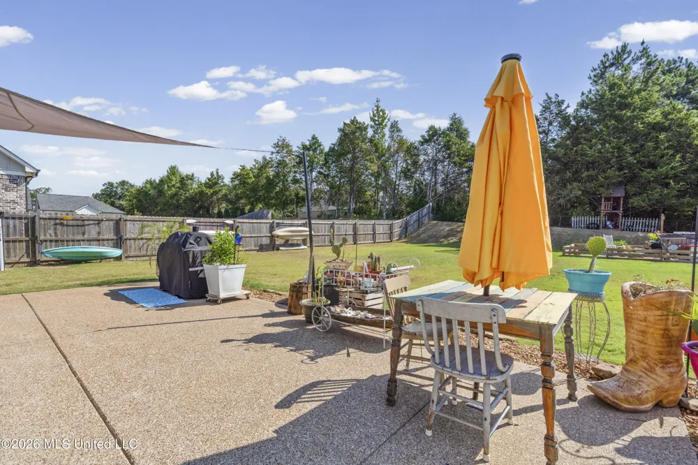 3256 Grayson Creek Drive Southaven, MS 38672