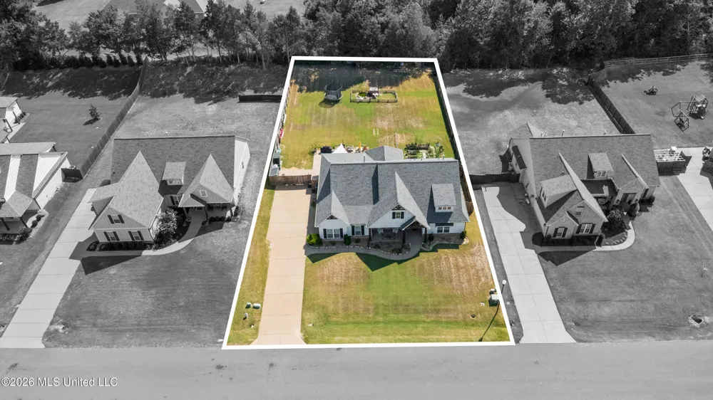 3256 Grayson Creek Drive Southaven, MS 38672