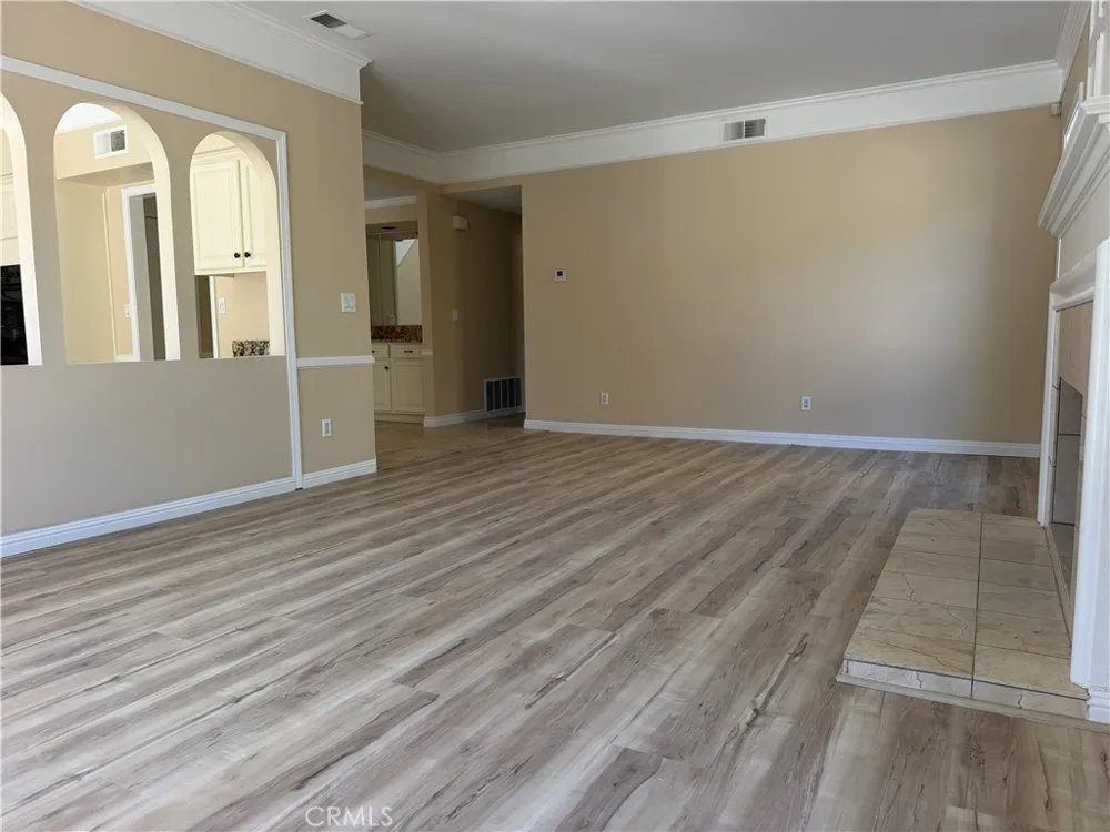 40320 Via Sonoro Murrieta, CA 92562