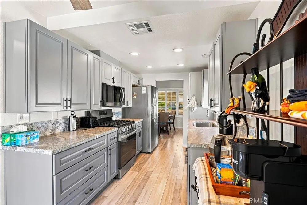 720 Via Casitas Hemet, CA 92545