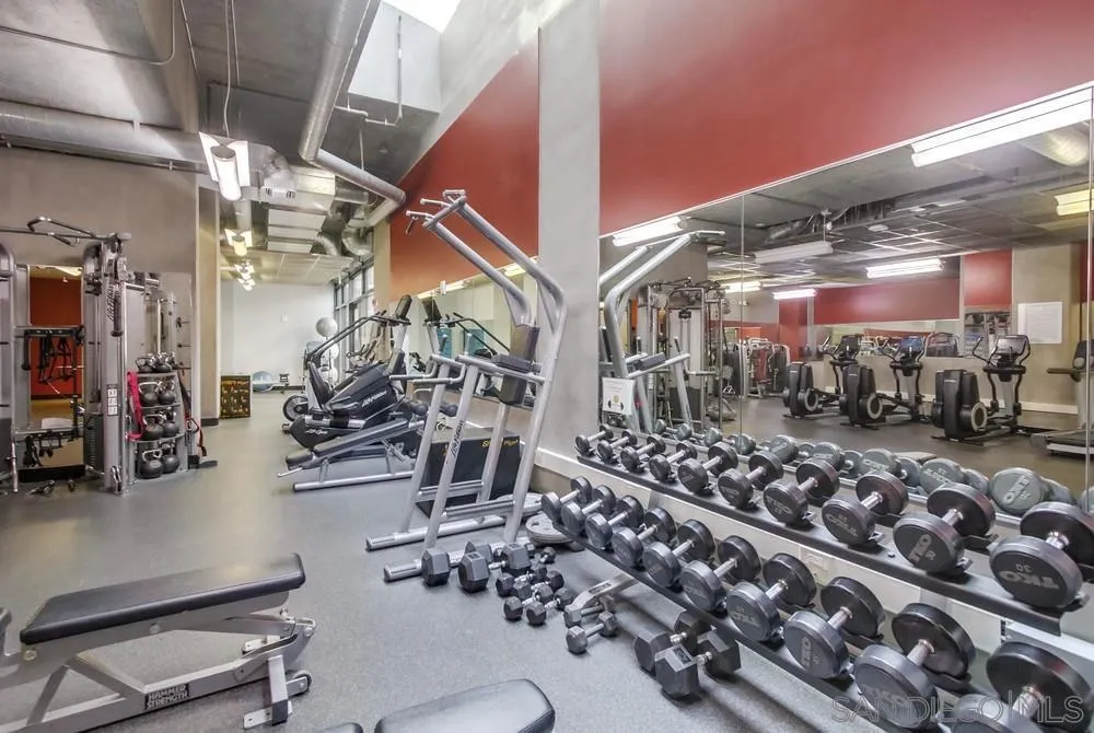 321 10Th Ave #512 San Diego, CA 92101