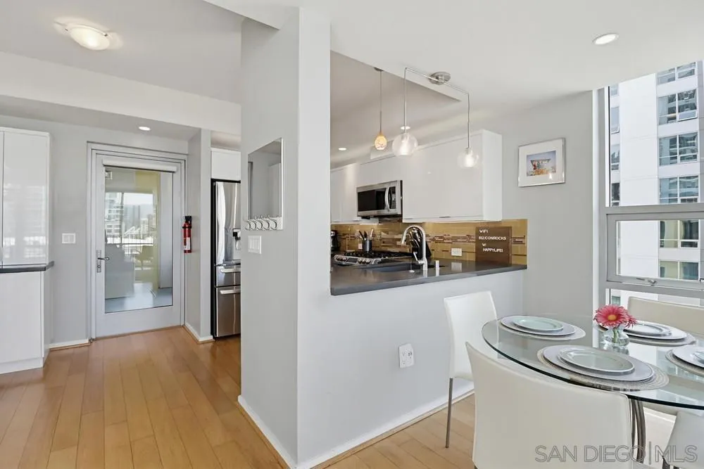 321 10Th Ave #512 San Diego, CA 92101