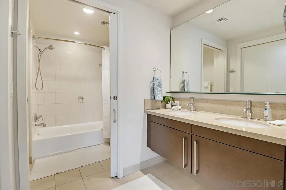 321 10Th Ave #512 San Diego, CA 92101