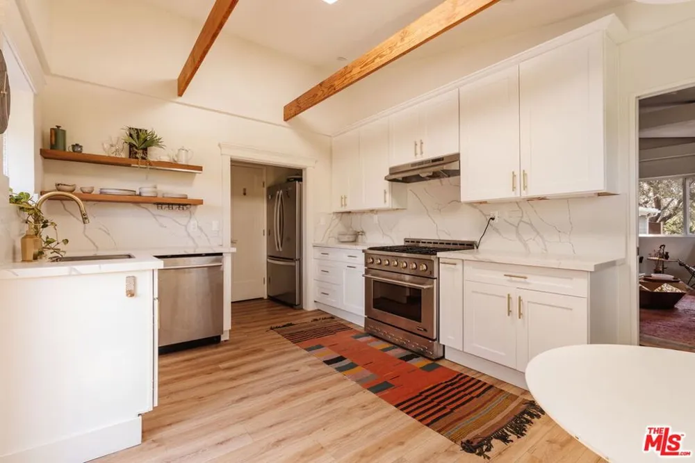 20939 Hillside Drive Topanga, CA 90290