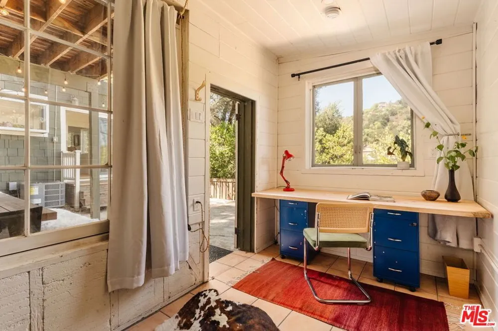 20939 Hillside Drive Topanga, CA 90290