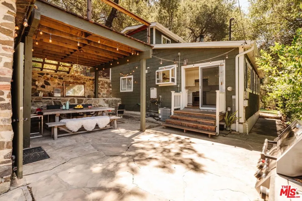 20939 Hillside Drive Topanga, CA 90290