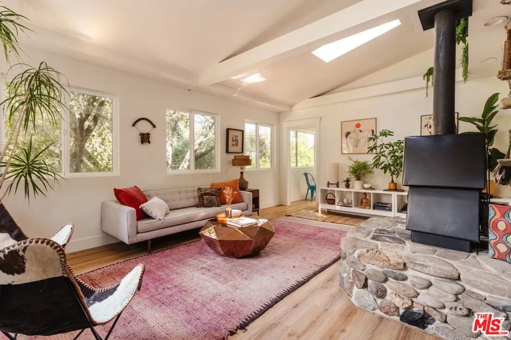 20939 Hillside Drive Topanga, CA 90290