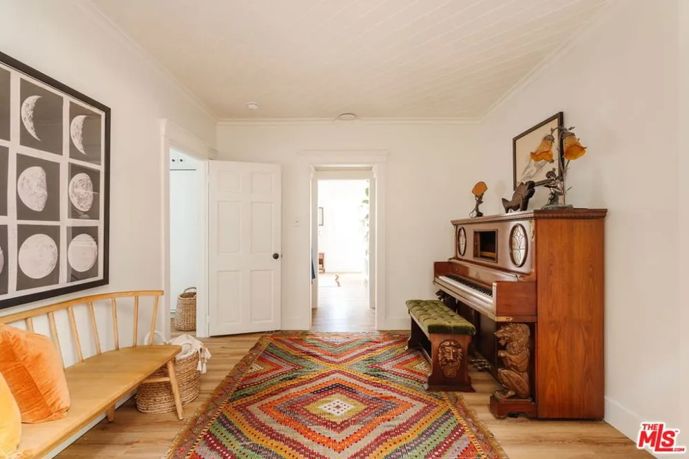 20939 Hillside Drive Topanga, CA 90290