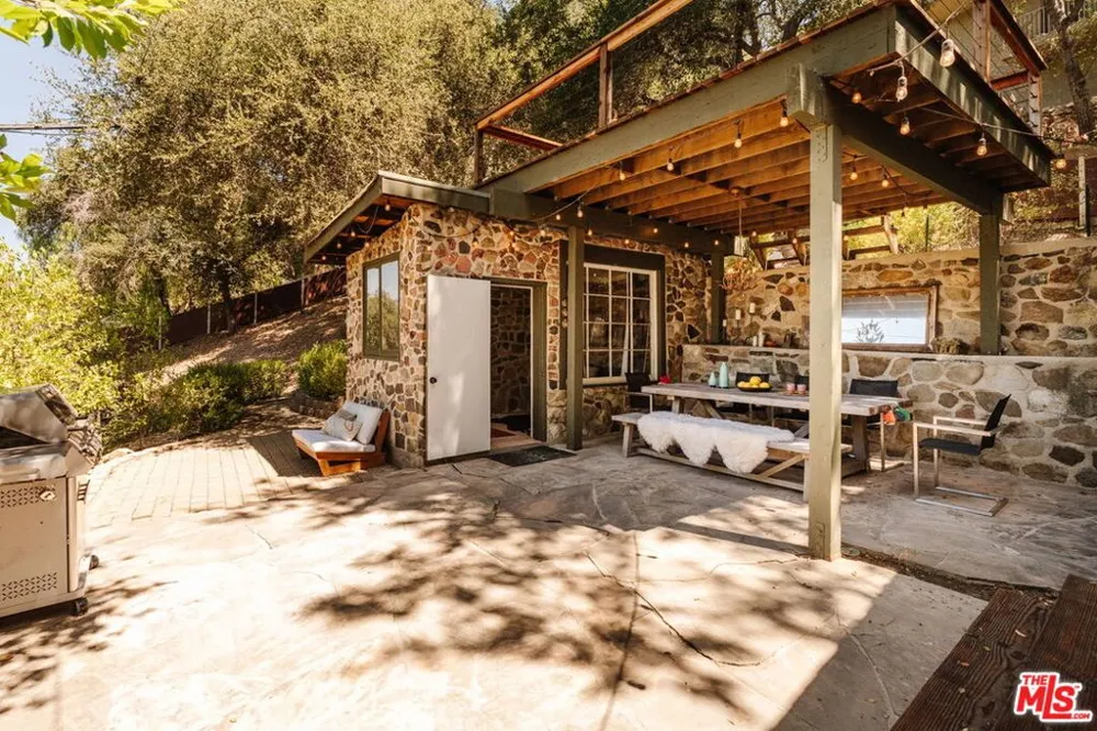 20939 Hillside Drive Topanga, CA 90290