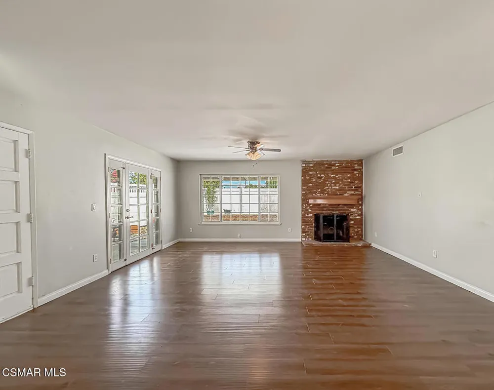 22671 Barcotta Drive Saugus, CA 91350