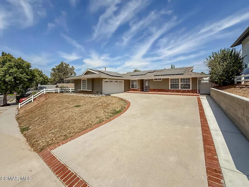 22671 Barcotta Drive Saugus, CA 91350