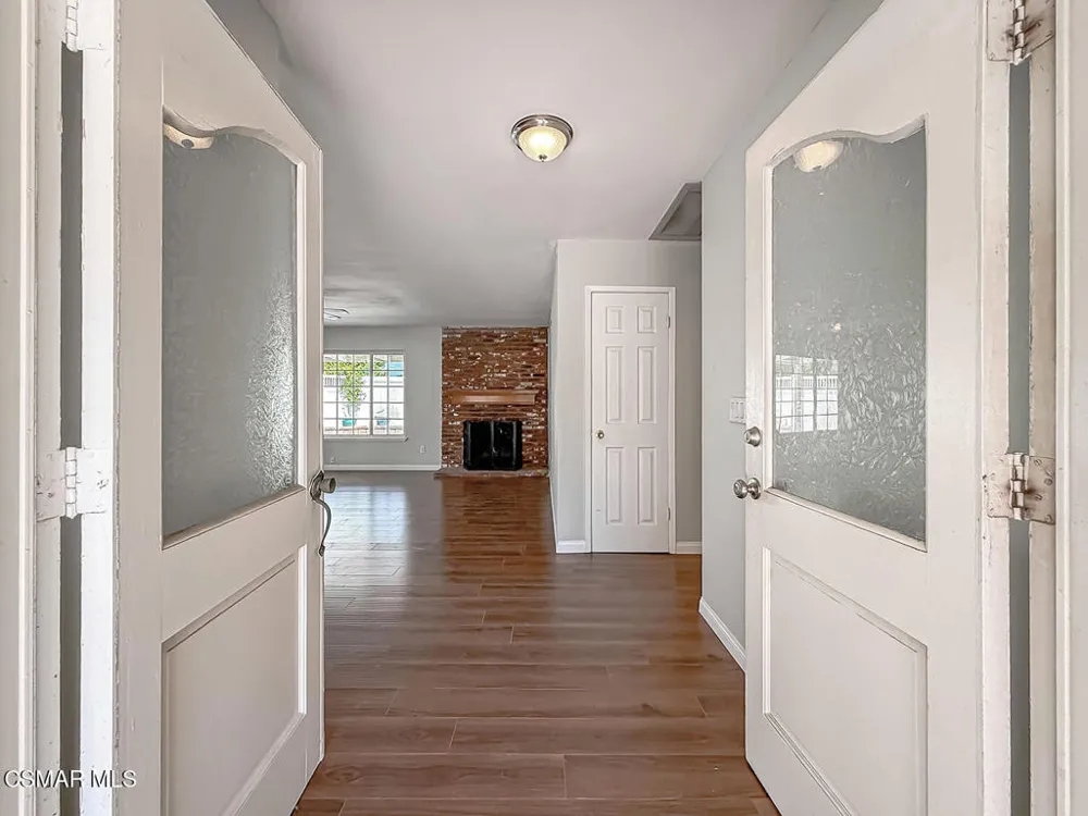 22671 Barcotta Drive Saugus, CA 91350