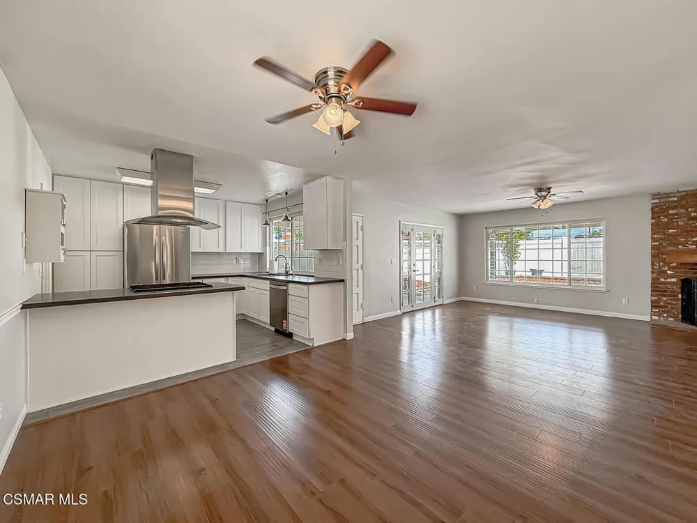 22671 Barcotta Drive Saugus, CA 91350