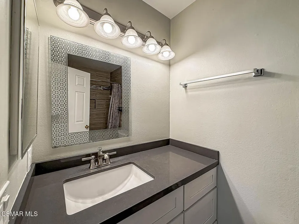22671 Barcotta Drive Saugus, CA 91350