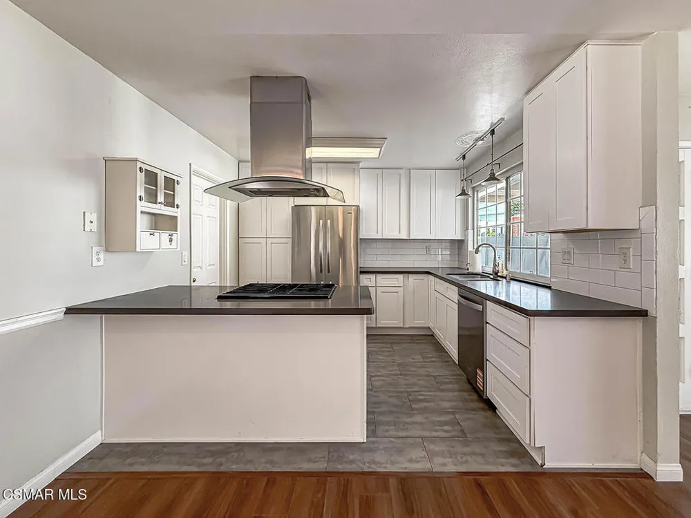 22671 Barcotta Drive Saugus, CA 91350