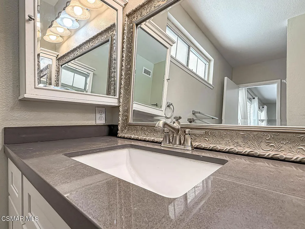 22671 Barcotta Drive Saugus, CA 91350