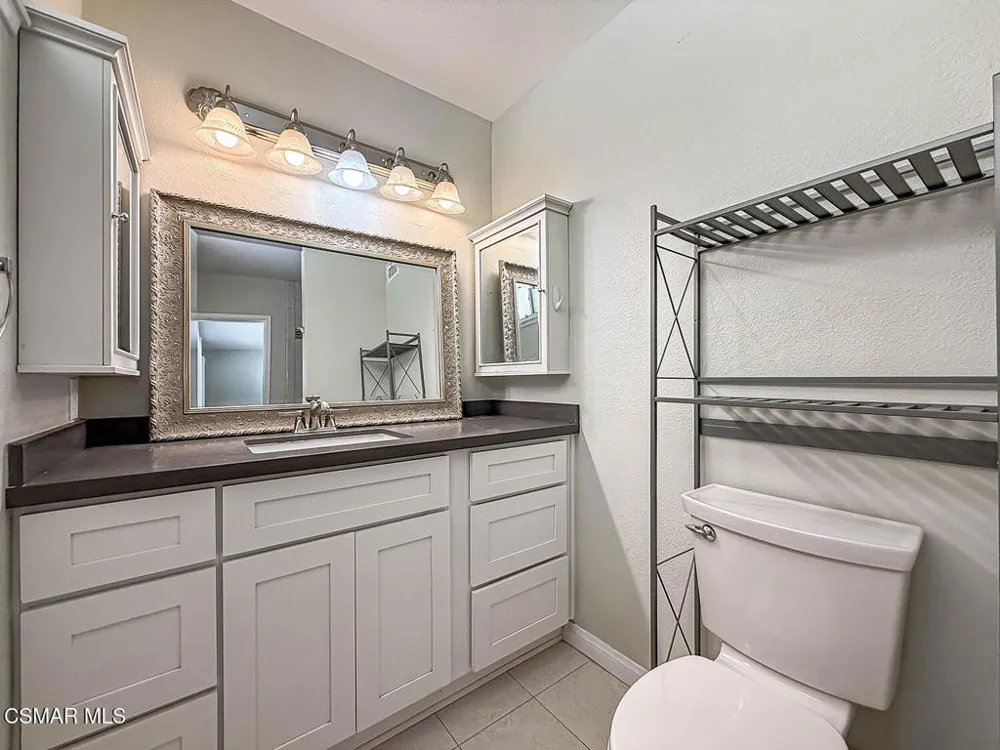 22671 Barcotta Drive Saugus, CA 91350