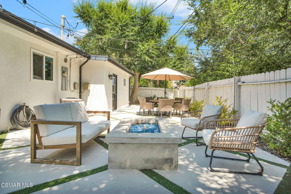 1160 Alamos Drive Thousand Oaks, CA 91362