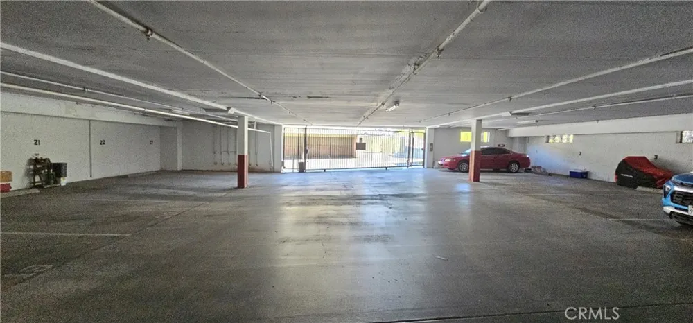 901 Via Zapata Riverside, CA 92507