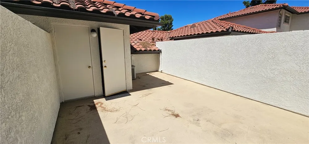 901 Via Zapata Riverside, CA 92507