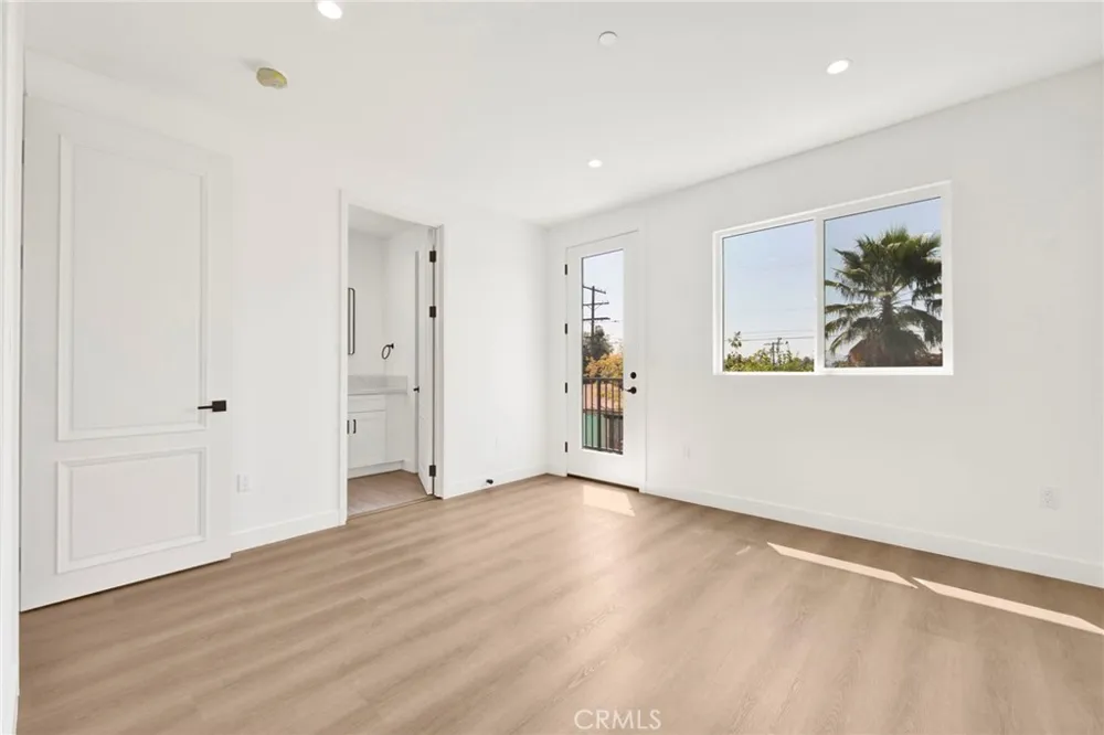 6506 Beck Avenue North Hollywood, CA 91606