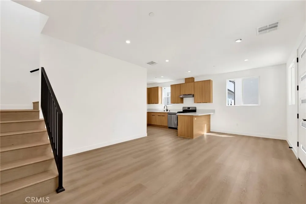 6506 Beck Avenue North Hollywood, CA 91606