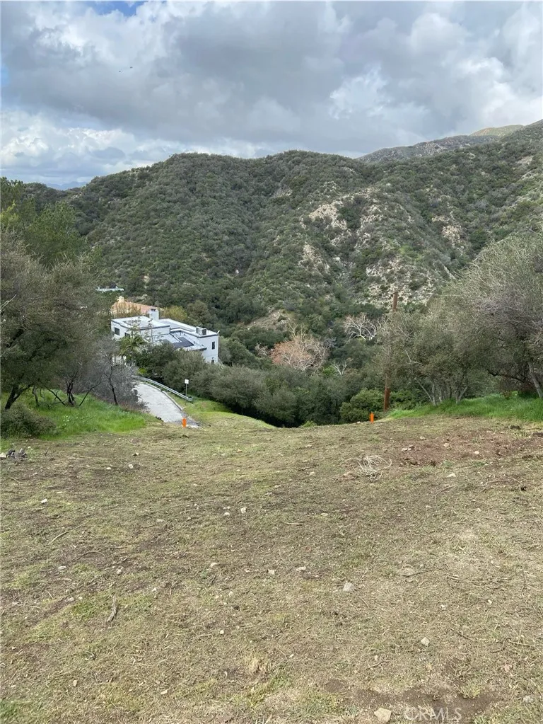 6088 Sister Elsie Drive Tujunga, CA 91042