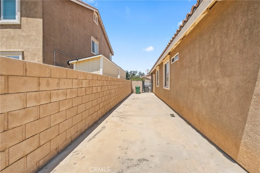 1814 Amargosa Palmdale, CA 93551