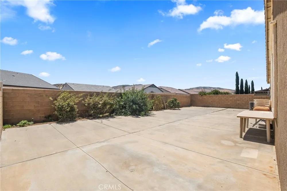 1814 Amargosa Palmdale, CA 93551