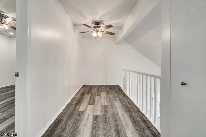 130 Winchester Way Franklin, NJ 08873