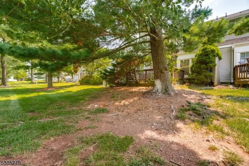 130 Winchester Way Franklin, NJ 08873