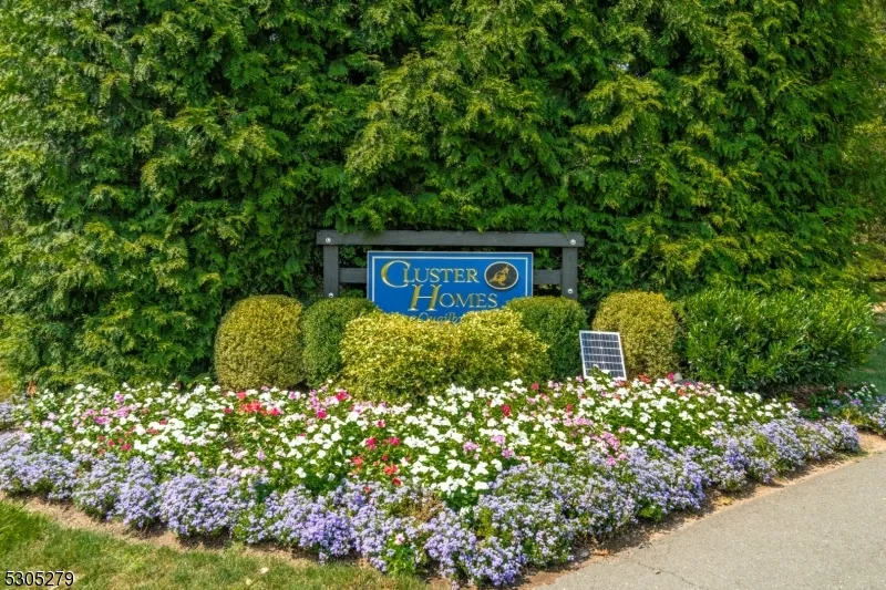 130 Winchester Way Franklin, NJ 08873