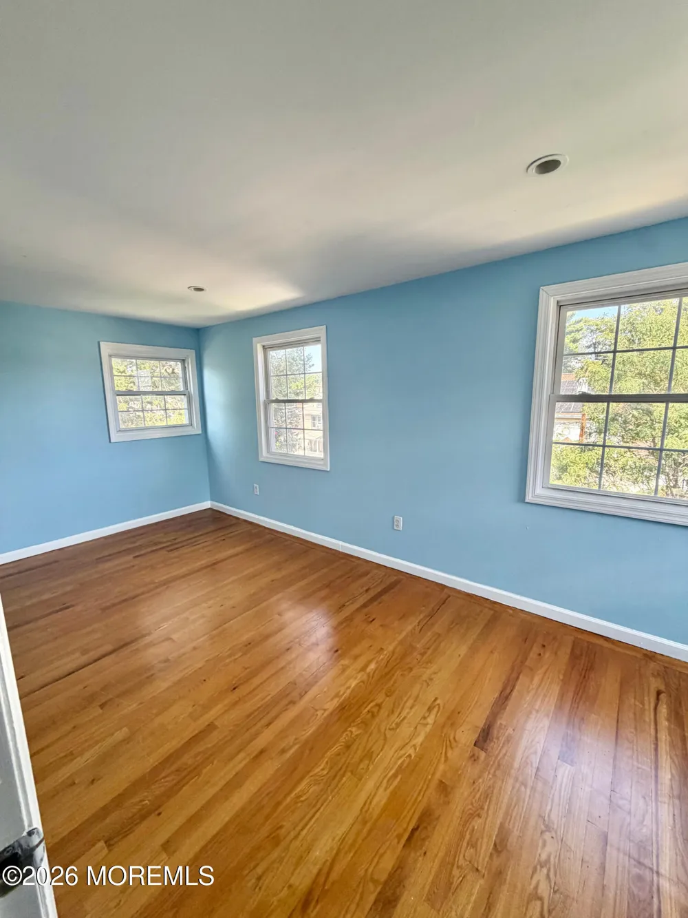 4042 Raymond Terrace Elizabeth, NJ 07208