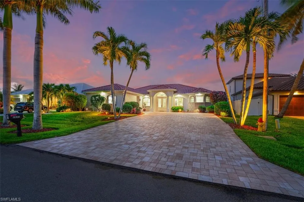 2825 SW 36th Terrace Cape Coral, FL 33914
