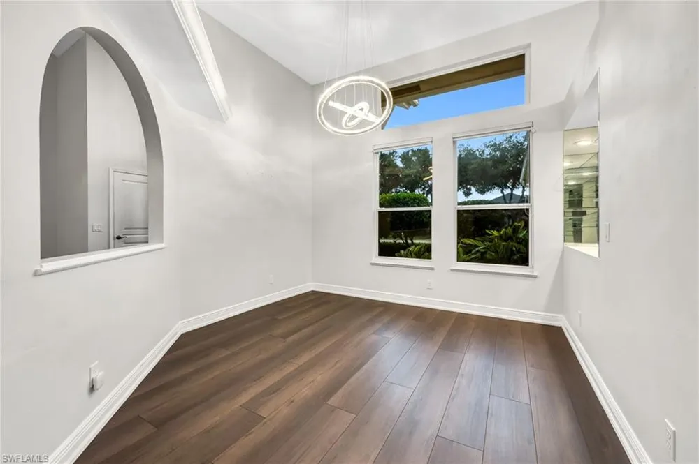 9736 Wilshire Lakes Boulevard Naples, FL 34109