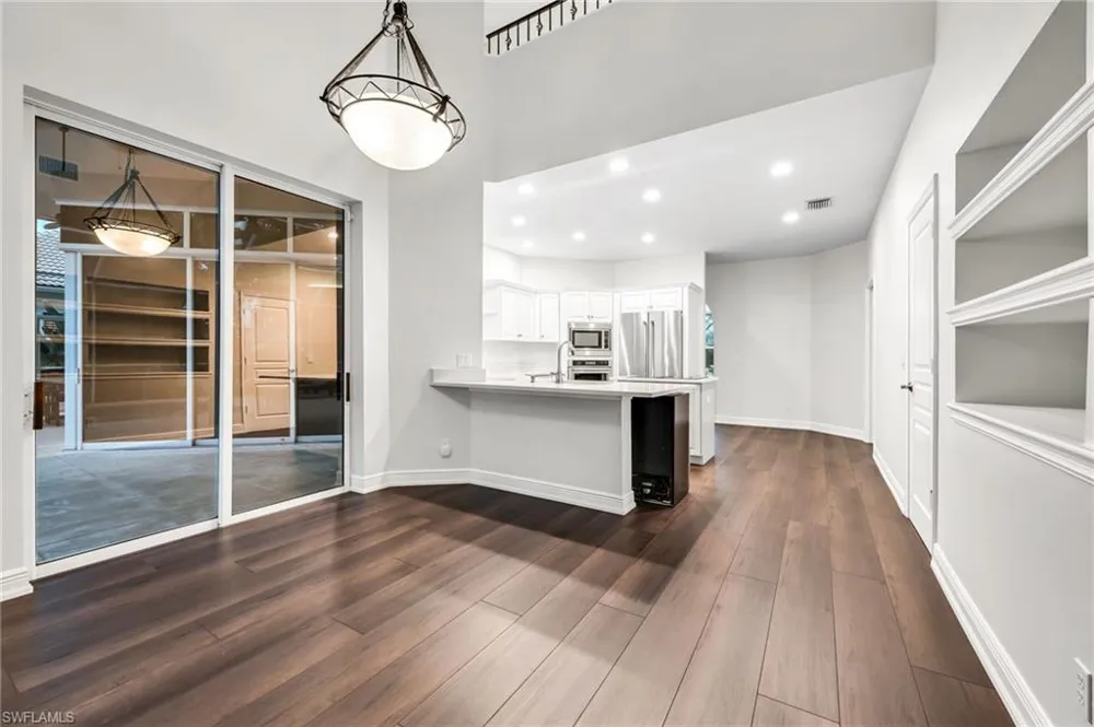 9736 Wilshire Lakes Boulevard Naples, FL 34109