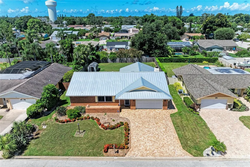 212 68TH STREET NW Bradenton, FL 34209