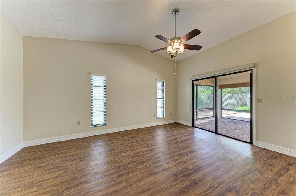 212 68TH STREET NW Bradenton, FL 34209