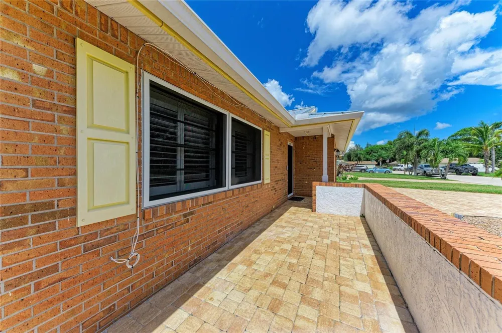212 68TH STREET NW Bradenton, FL 34209