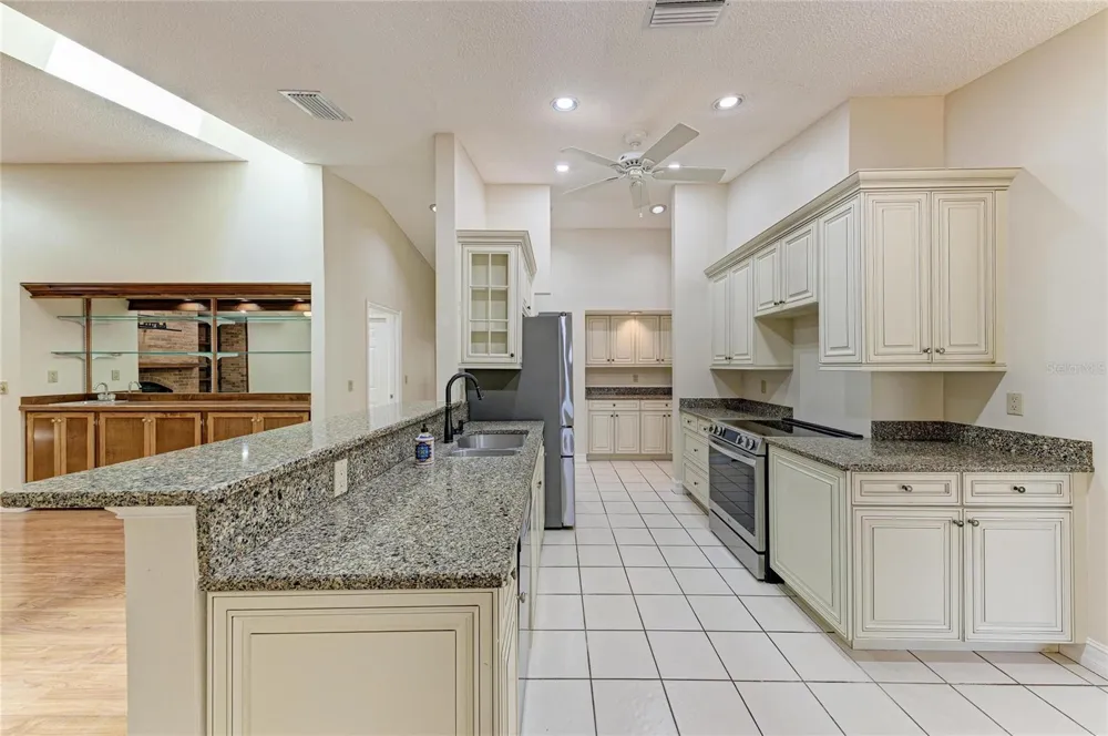212 68TH STREET NW Bradenton, FL 34209
